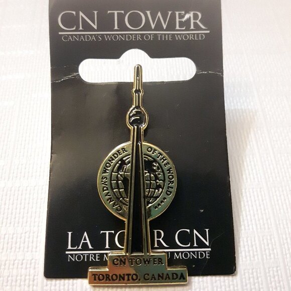 CN Tower Pin Gold Tone - Picture 1 of 2